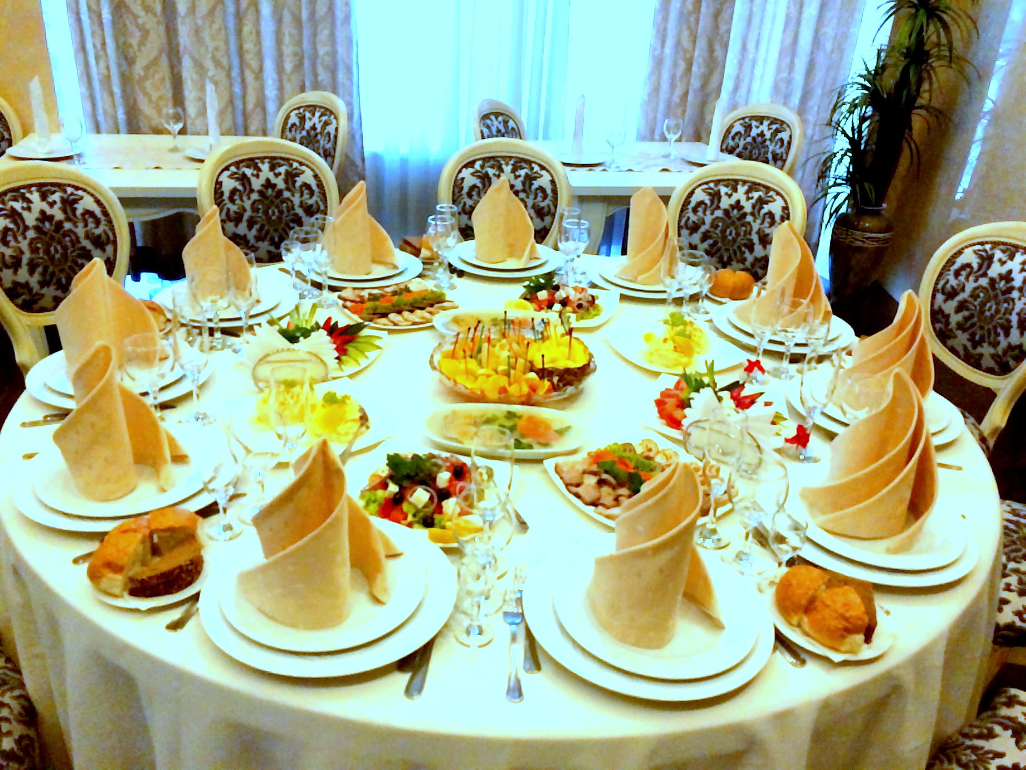 Manhattan Hotel & Restaurant Kişinev Dış mekan fotoğraf